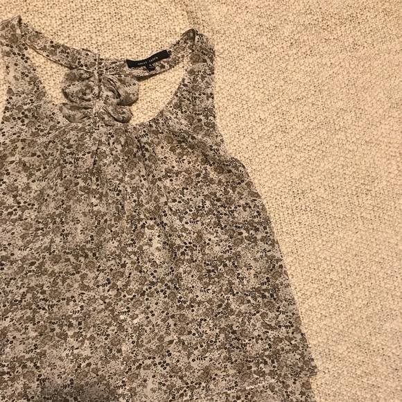 Flower patterned Tank Top - Picture 3 of 7